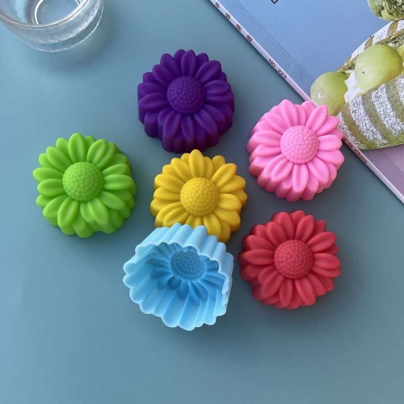 6 Pcs Set Non-Stick Flower Des - đánh giá và giá Soap Making Equipment