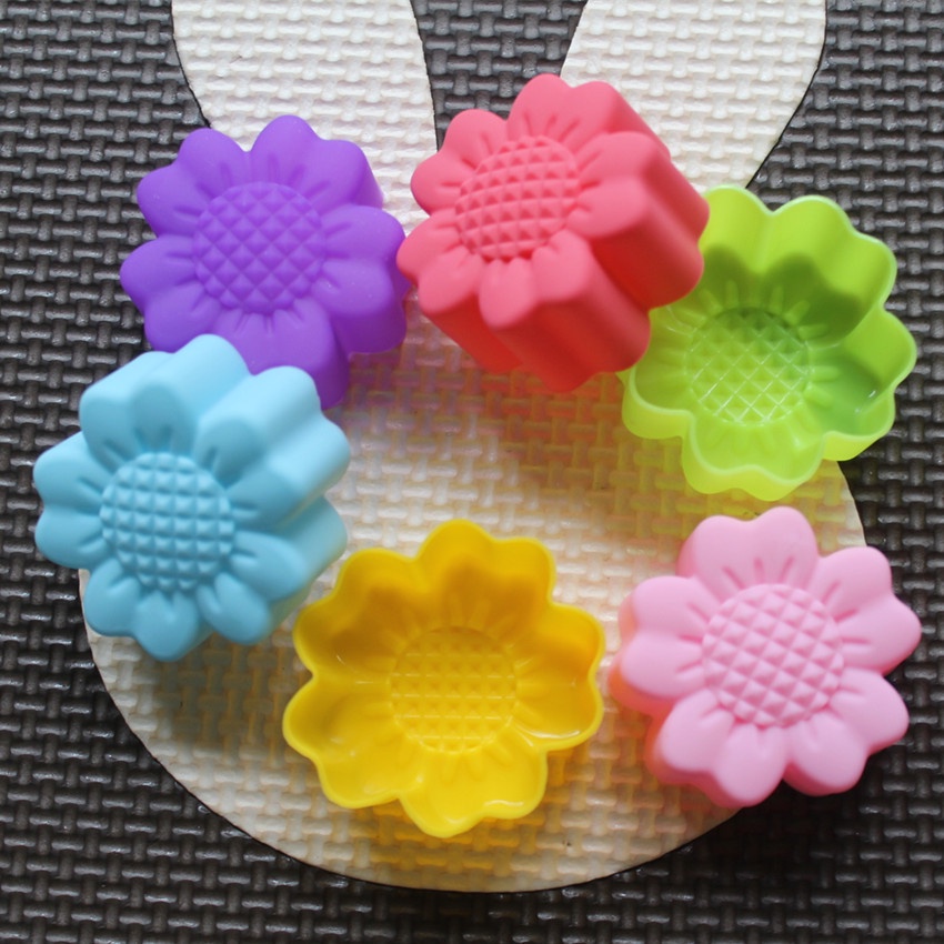 6 Pcs Set Non-Stick Flower Des - đánh giá và giá Soap Making Equipment